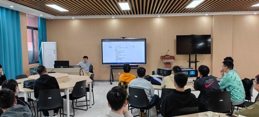 汽車(chē)工程師學(xué)院與知名企業(yè)簽署信息安全專業(yè)校企合作協(xié)議，共筑信息安全人才培養(yǎng)新高地