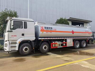 20噸陜汽前四后八運油車 高效能液體運輸解決方案
